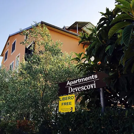 Devescovi דירה *
